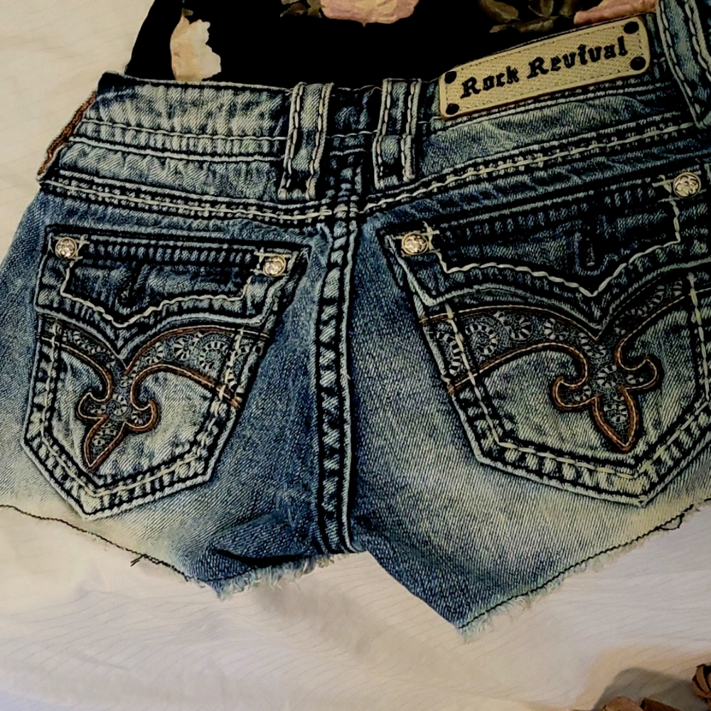 Rock Revival shorts